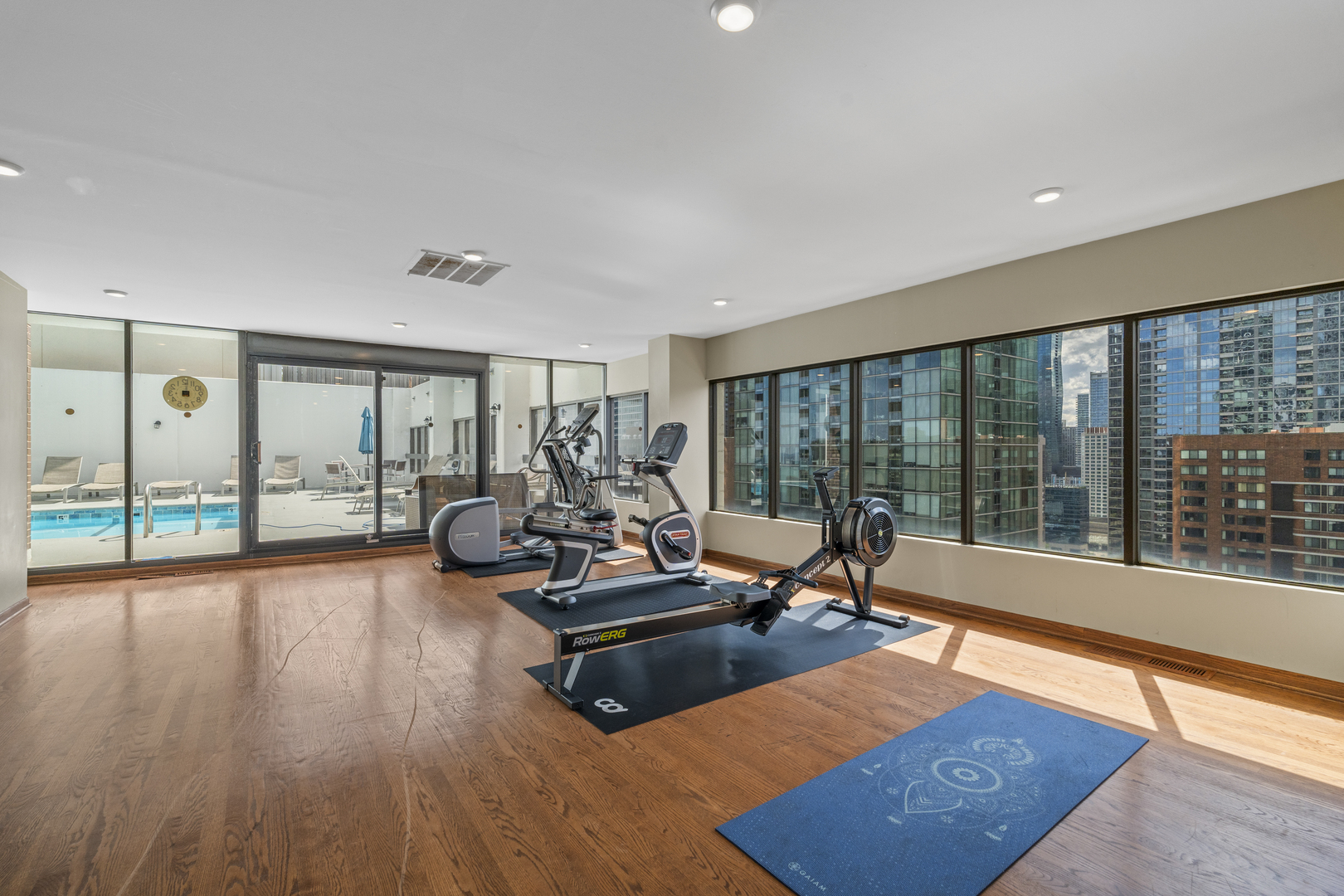 230 East Ontario Street, Unit 1703 Chicago, IL 60611 - Photo 13 of 16