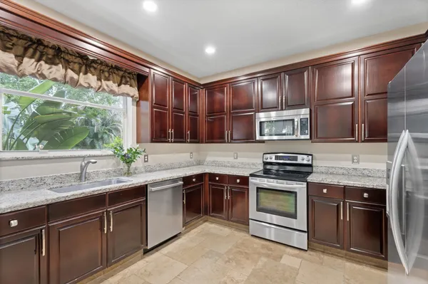 $769,000 | 5020 Southwest Elk River Court, Palm City, FL 34990
