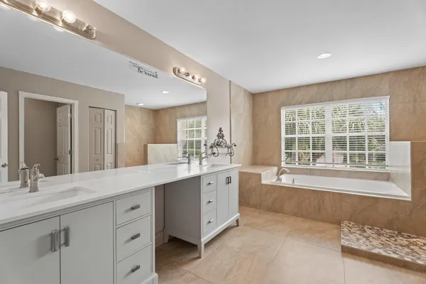 $769,000 | 5020 Southwest Elk River Court, Palm City, FL 34990