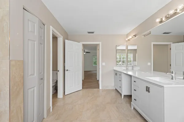 $769,000 | 5020 Southwest Elk River Court, Palm City, FL 34990