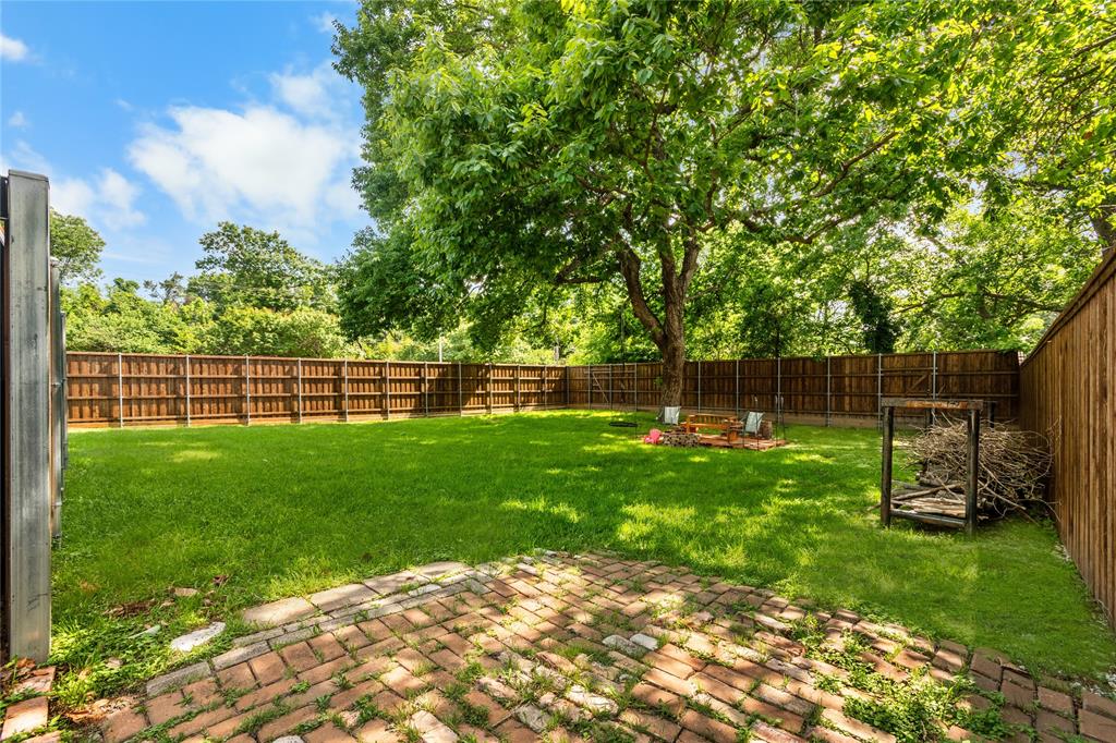 2530 Springhill Drive Dallas, TX 75228 - Photo 21 of 25