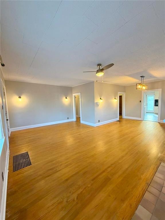 1041 North 5th Street Independence, KS 67301 - Photo 6 of 48