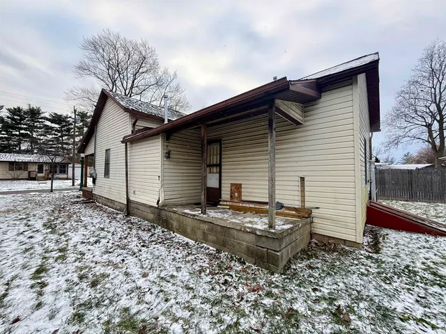 $165,000 | 207 Lisle Street, Kendallville, IN 46755
