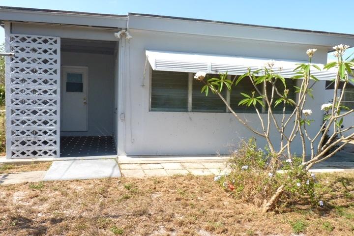 124 Prospect Road Lantana, FL 33462 - Photo 15 of 20 REAR FACADE