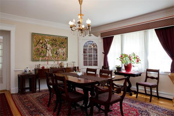 79 Shornecliffe Road Newton, MA 02458 - Photo 3 of 9 Gallery Image 3