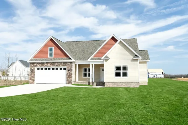 $380,000 | 2699 Whitaker Glen Drive, Greenville, NC 27834
