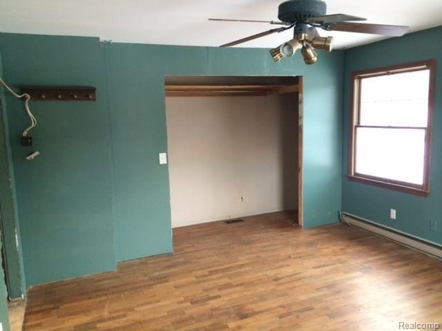 215 Gray Road Lapeer, MI 48446 - Photo 9 of 32 262-176357 master bedroom 3.jpg