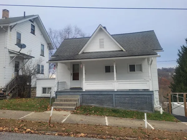 $49,900 | 512 Hiland Avenue, Oil City, PA 16301