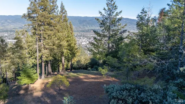 $269,000 | 320 Janix Drive, Ukiah, CA 95482