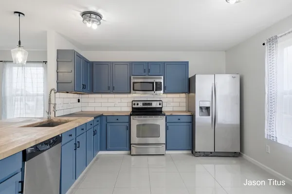 $409,800 | 6478 Avalon Drive Southeast, Caledonia, MI 49316