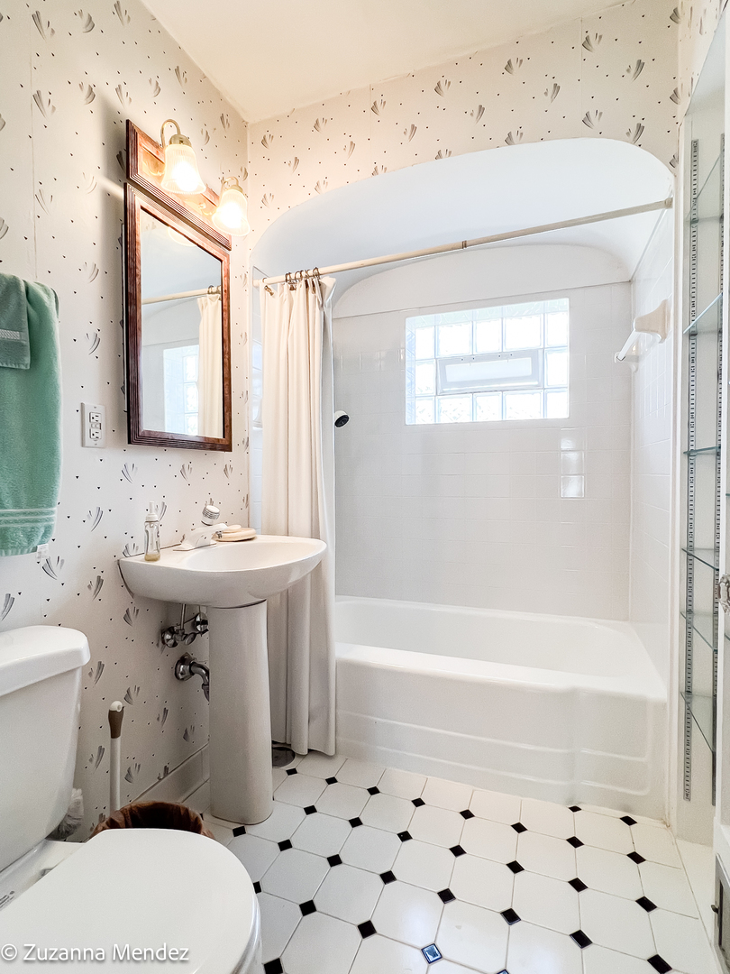 7246 West Rascher Avenue Chicago, IL 60656 - Photo 14 of 22 Gallery Image 14