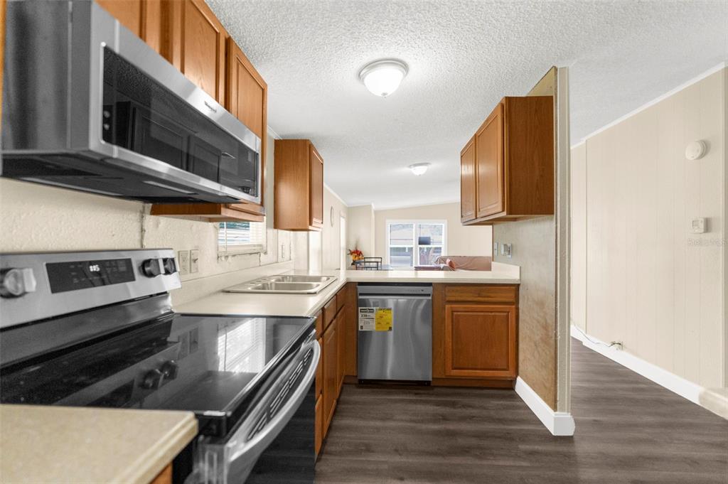 9725 Dick Street Hudson, FL 34669 - Photo 11 of 25