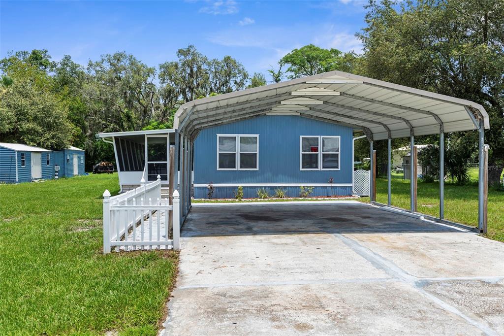 9725 Dick Street Hudson, FL 34669 - Photo 5 of 25