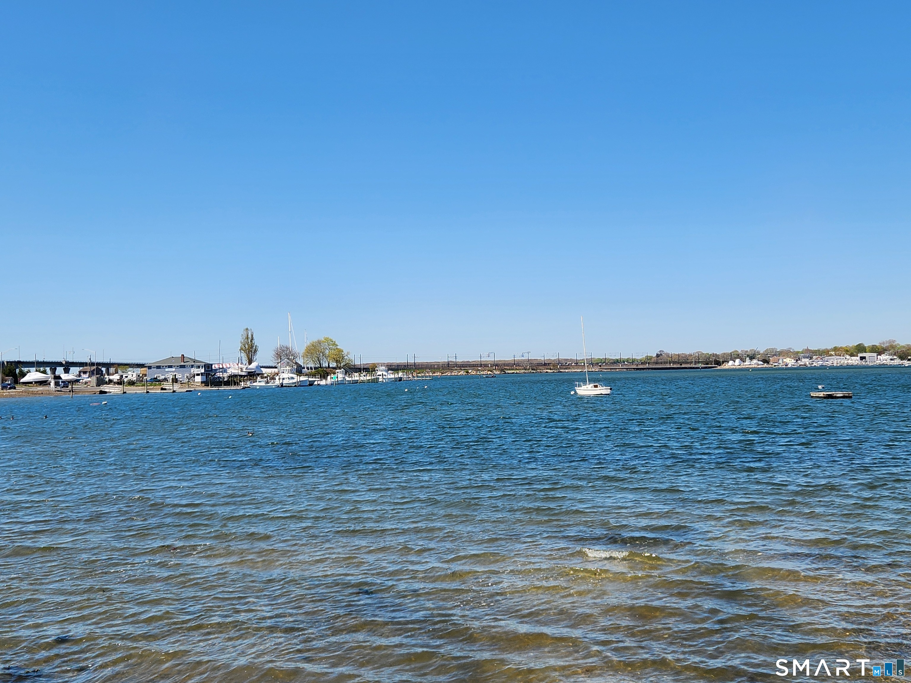 3 East Wharf Road Waterford, CT 06385 - Photo 5 of 40 Deeded access to Niantic River Access