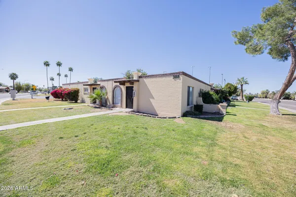 $1,195 | 388 North Comanche Drive, Unit 6, Chandler, AZ 85224