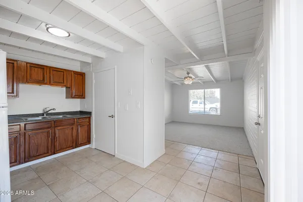 $1,195 | 388 North Comanche Drive, Unit 6, Chandler, AZ 85224