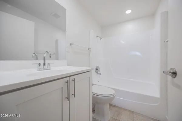 $1,195 | 388 North Comanche Drive, Unit 6, Chandler, AZ 85224