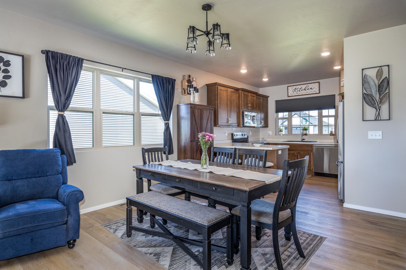 N9339 Gemstone Court Appleton, WI 54915 - Photo 11 of 34