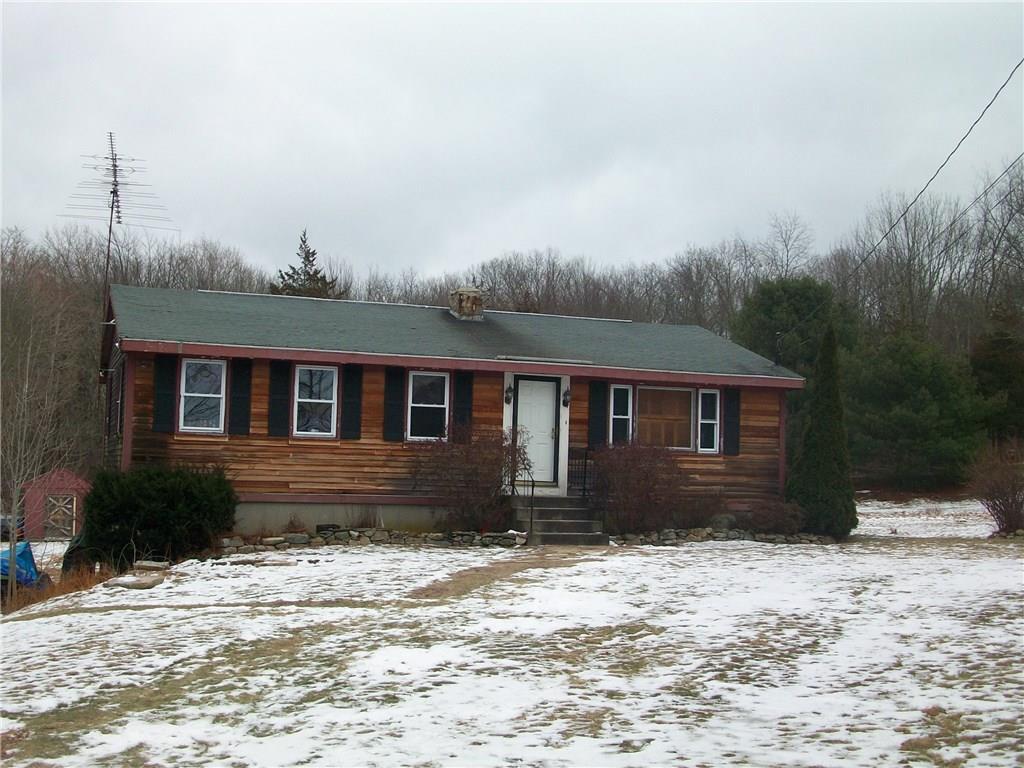 1520 North Road Killingly, CT 06241 - Photo 1 of 1 a front view of a house with a yard
