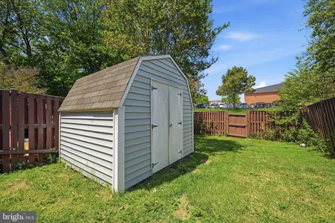 $320,000 | 11709 Ashworth Court, Germantown, MD 20876