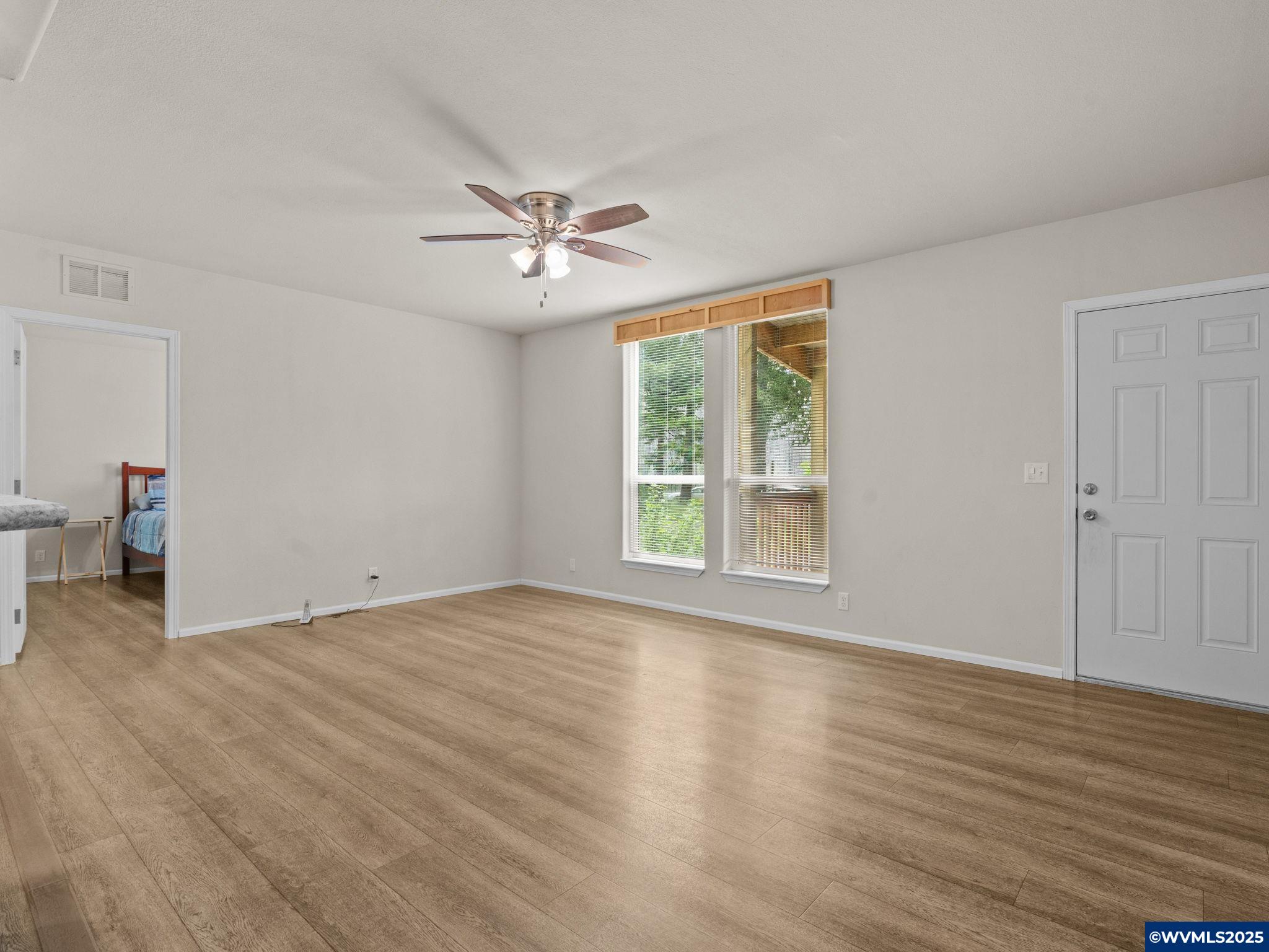 33635 North Fork Road Lyons, OR 97358 - Photo 8 of 42