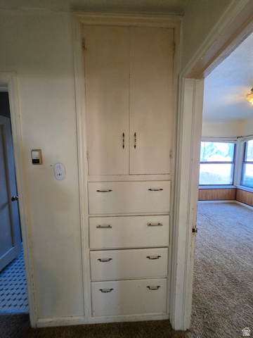 226 North State Street Preston, ID 83263 - Photo 10 of 18 Built-in cabinetry featuring upper storage and multiple drawers