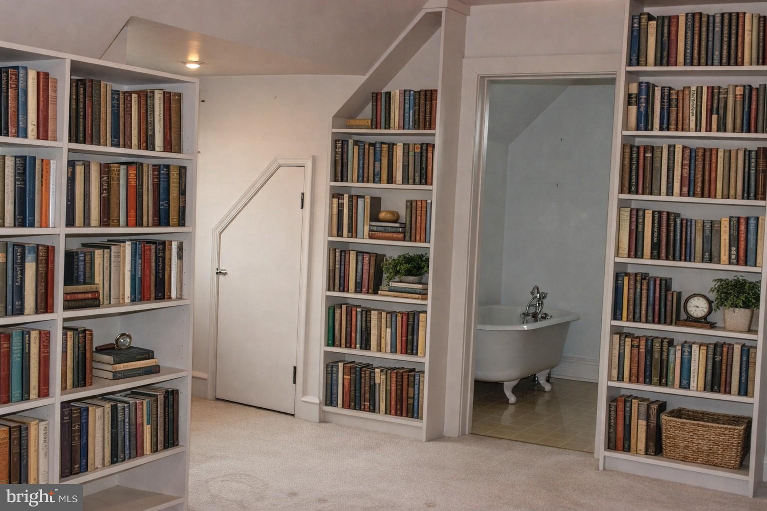 534 Kenwood Road Drexel Hill, PA 19026 - Photo 18 of 28 a living room with a book shelf