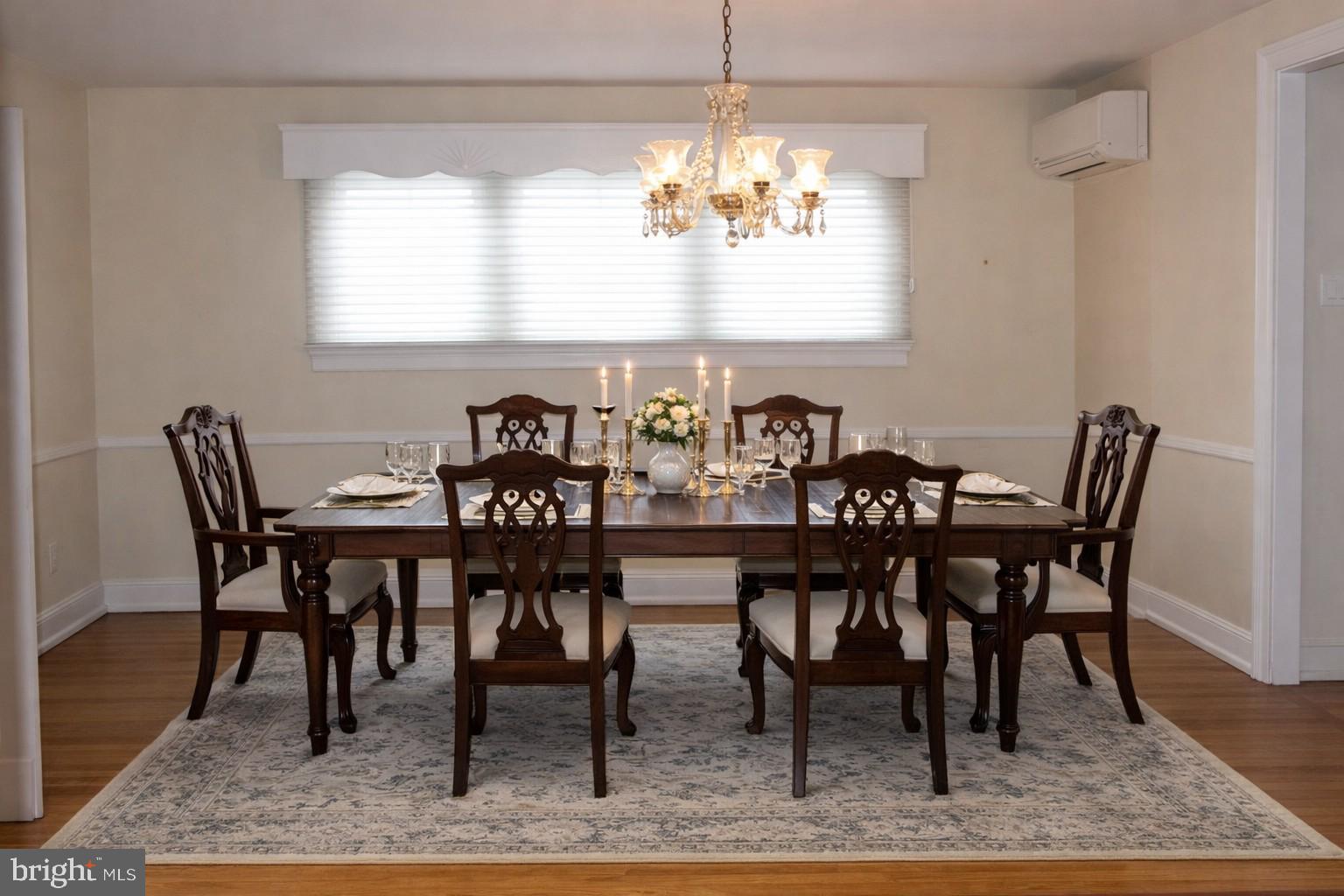 534 Kenwood Road Drexel Hill, PA 19026 - Photo 7 of 28 a view of a dining room with furniture