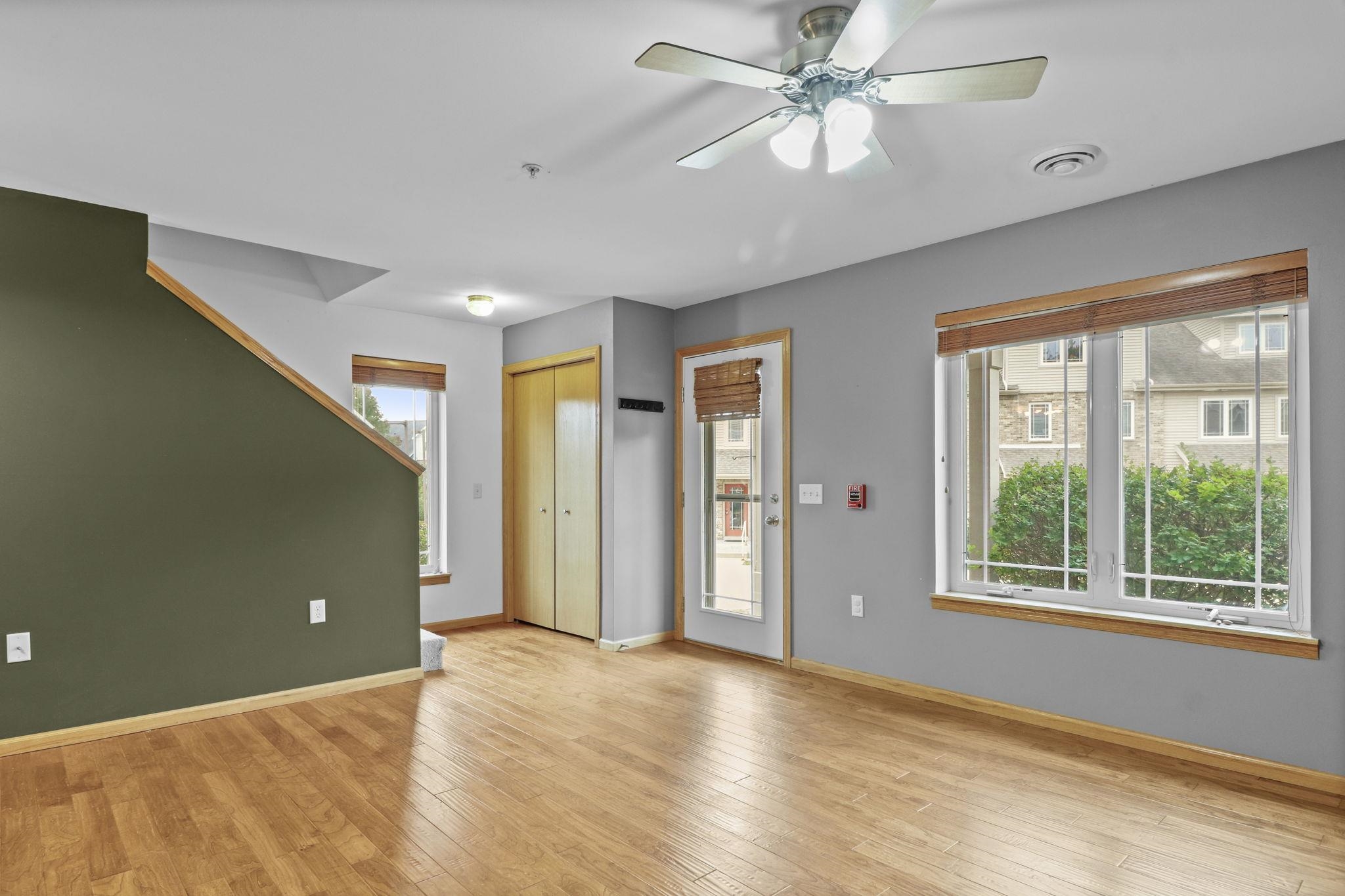 3902 Maple Grove Drive Madison, WI 53719 - Photo 5 of 34