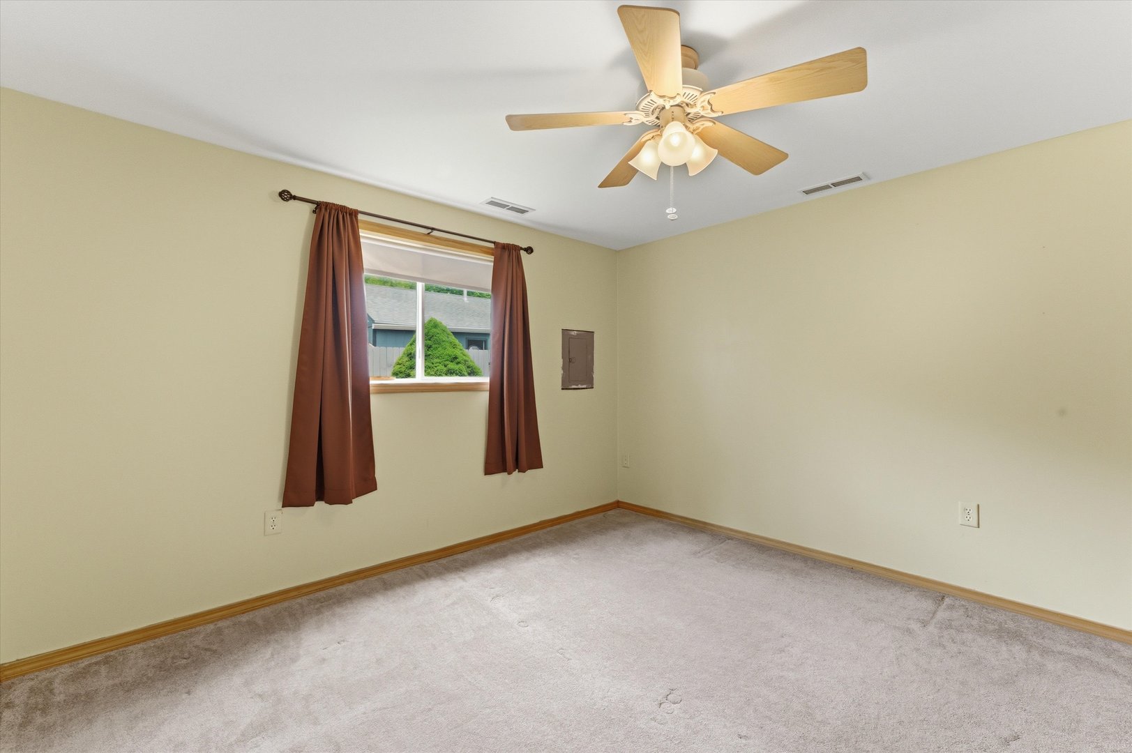 10606 West Eastwood Road Beach Park, IL 60087 - Photo 37 of 50