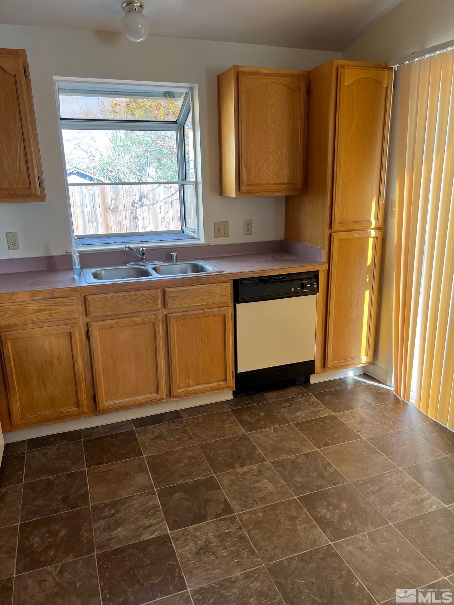 6302 Chesterfield Lane Reno, NV 89523 - Photo 3 of 12 Photo 3