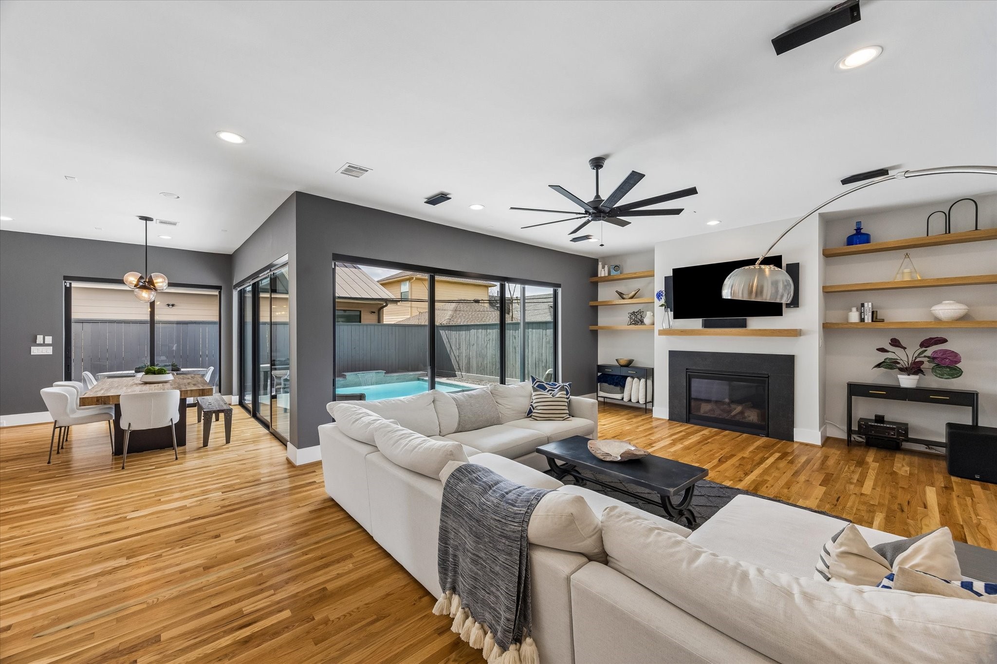 2705 Julian Street Houston, TX 77009 - Photo 14 of 50