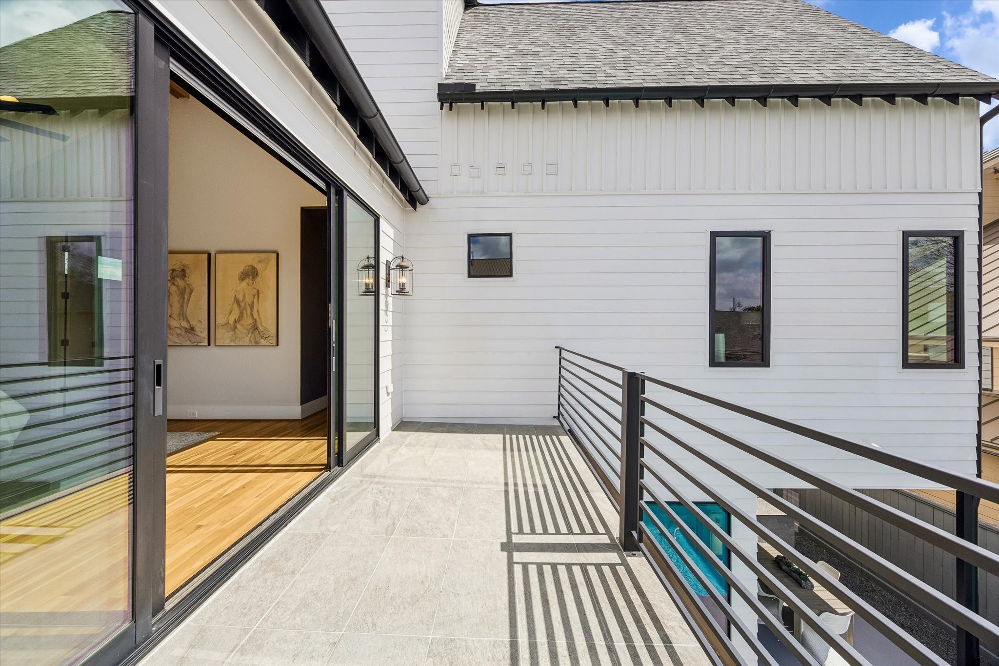2705 Julian Street Houston, TX 77009 - Photo 42 of 50 Another view of the primary bedroom's balcony.