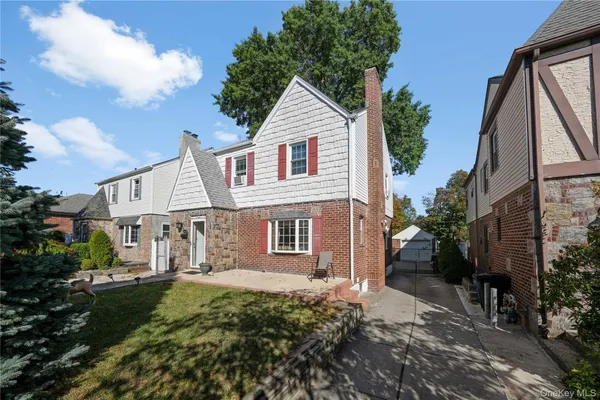 $1,198,000 | 163-37 15th Drive | Clearview