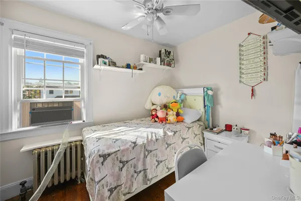 $1,198,000 | 163-37 15th Drive | Clearview