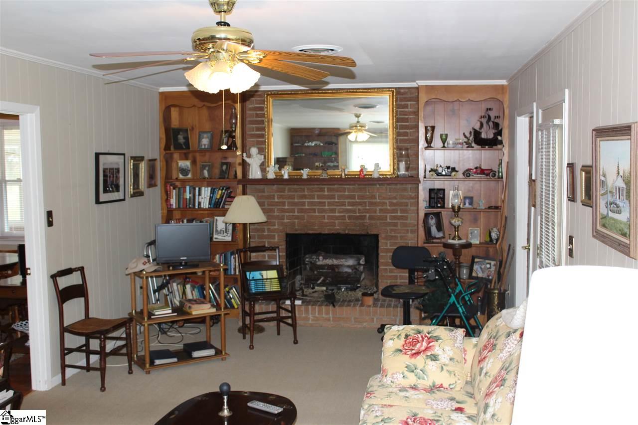 105 Thackston Street Fountain Inn, SC 29644 - Photo 8 of 22 Gallery Image 8
