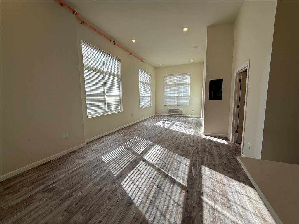 327 Pine Street, Unit 1034 Pawtucket, RI 02860 - Photo 1 of 10