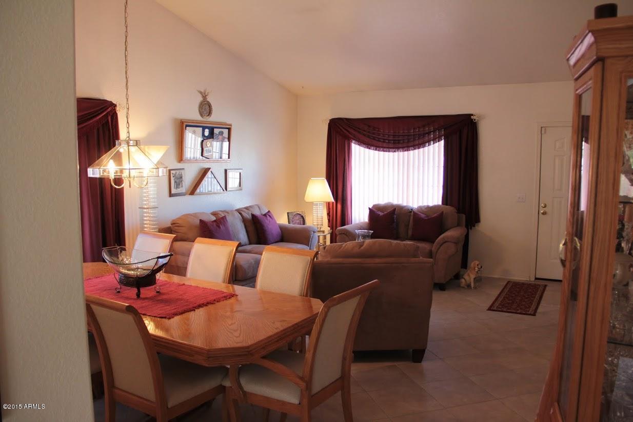 8927 West Ocotillo Road Glendale, AZ 85305 - Photo 11 of 21 13.JPG