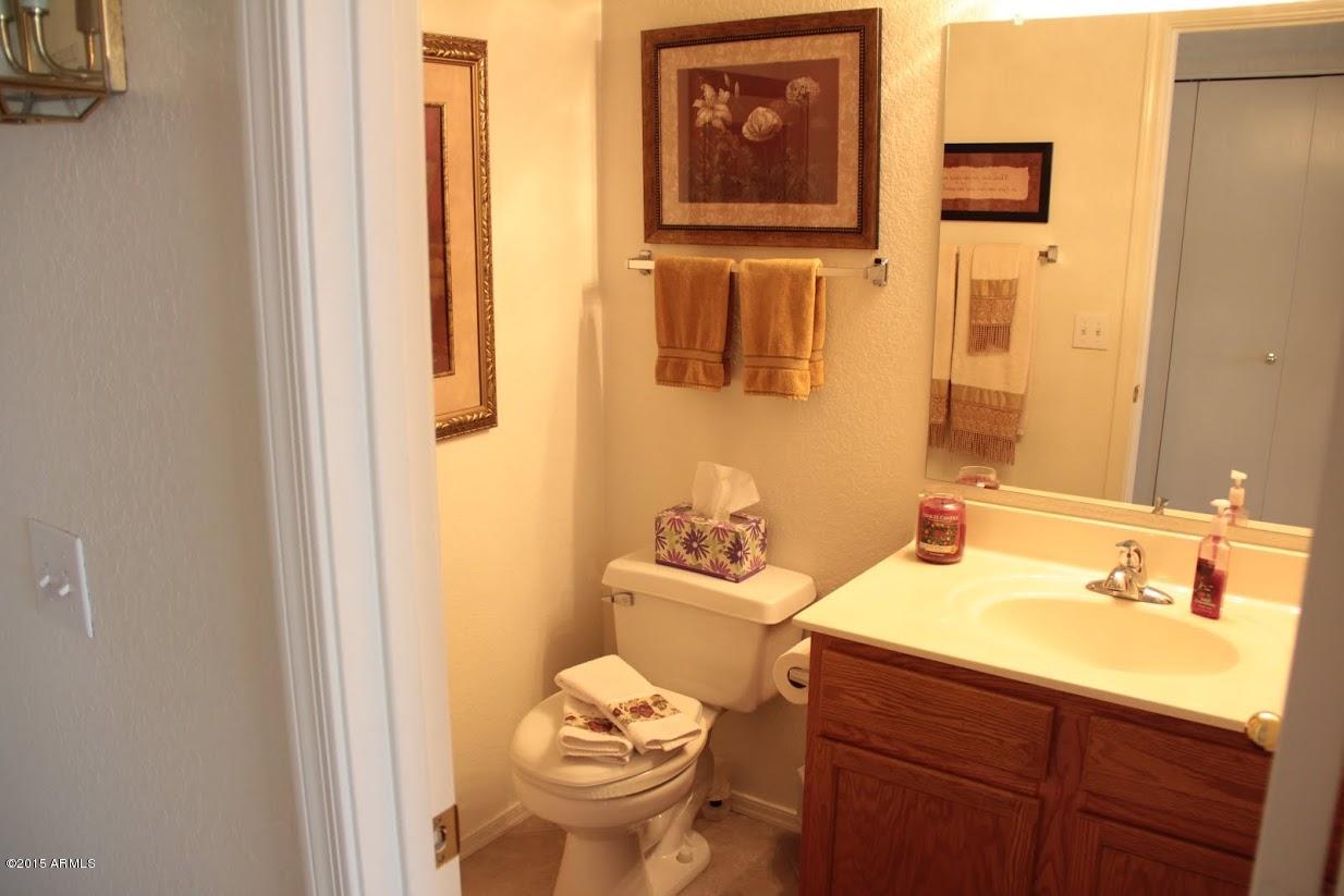 8927 West Ocotillo Road Glendale, AZ 85305 - Photo 13 of 21 16.JPG