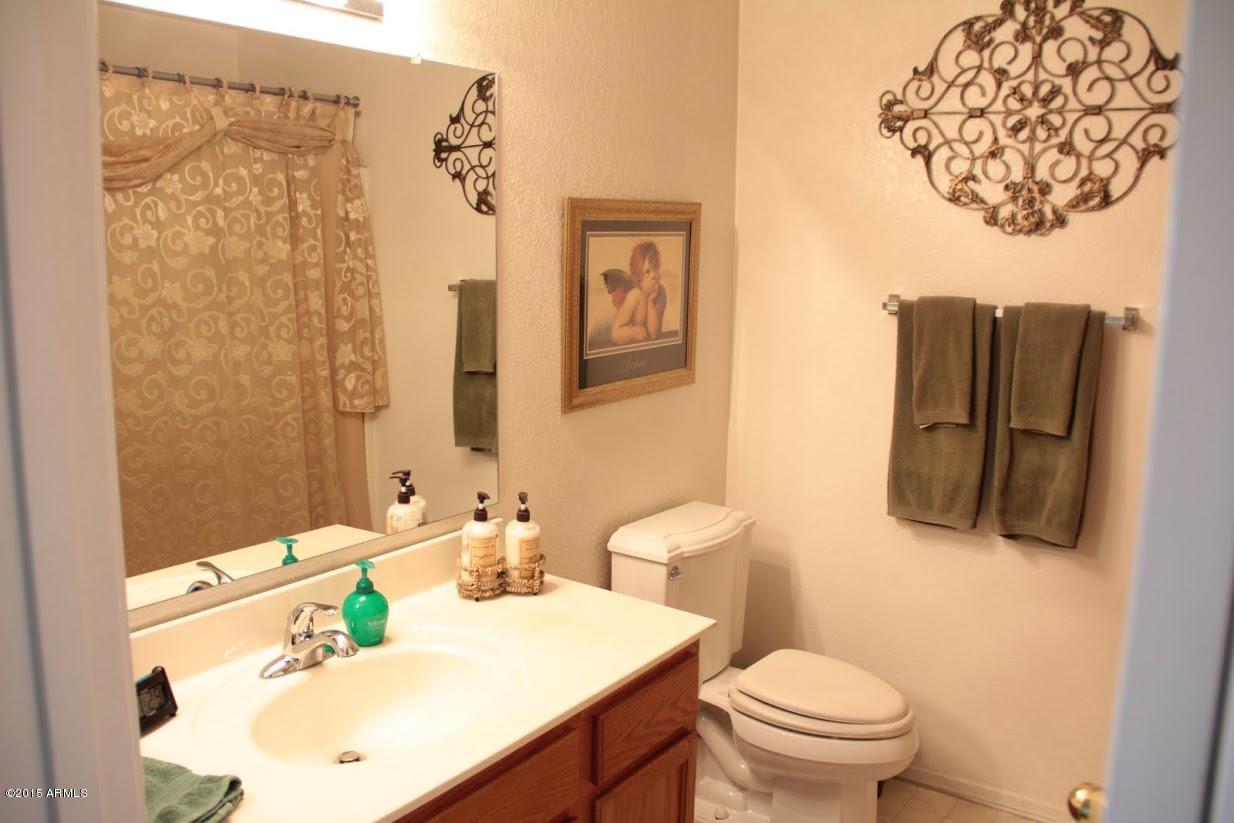 8927 West Ocotillo Road Glendale, AZ 85305 - Photo 8 of 21 2.JPG
