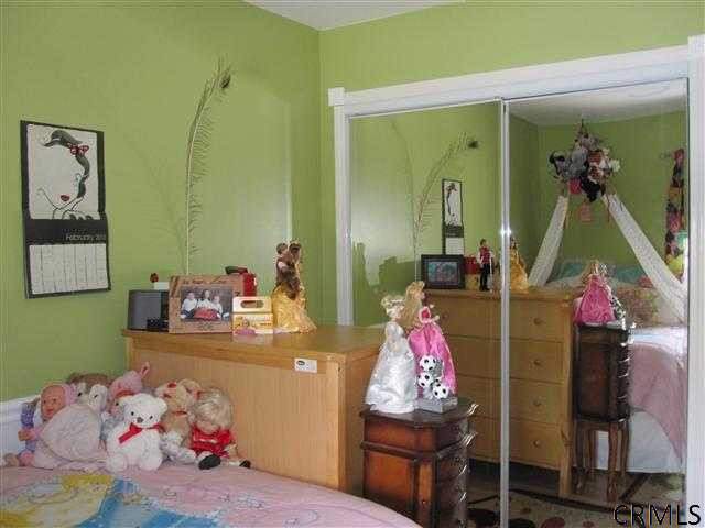 197 Vly Road Colonie, NY 12309 - Photo 8 of 15 Photo 8