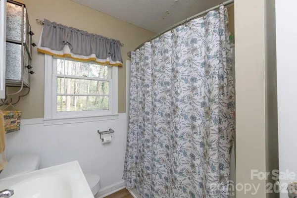 $264,000 | 2640 Meadowlark Lane, Gastonia, NC 28056