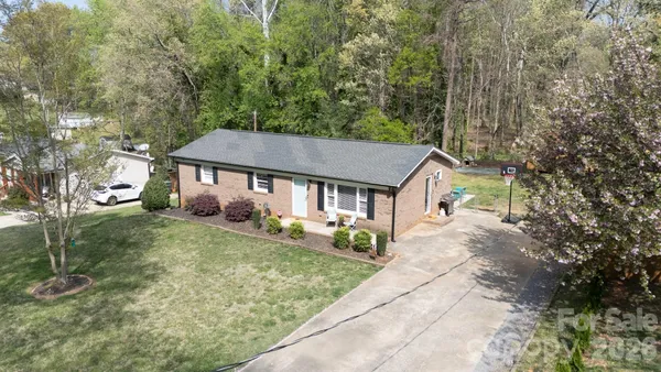 $264,000 | 2640 Meadowlark Lane, Gastonia, NC 28056