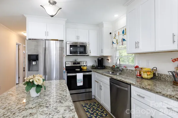 $264,000 | 2640 Meadowlark Lane, Gastonia, NC 28056