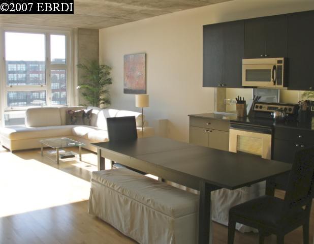 311 Oak Street, Unit 725 Oakland, CA 94607 - Photo 1 of 1