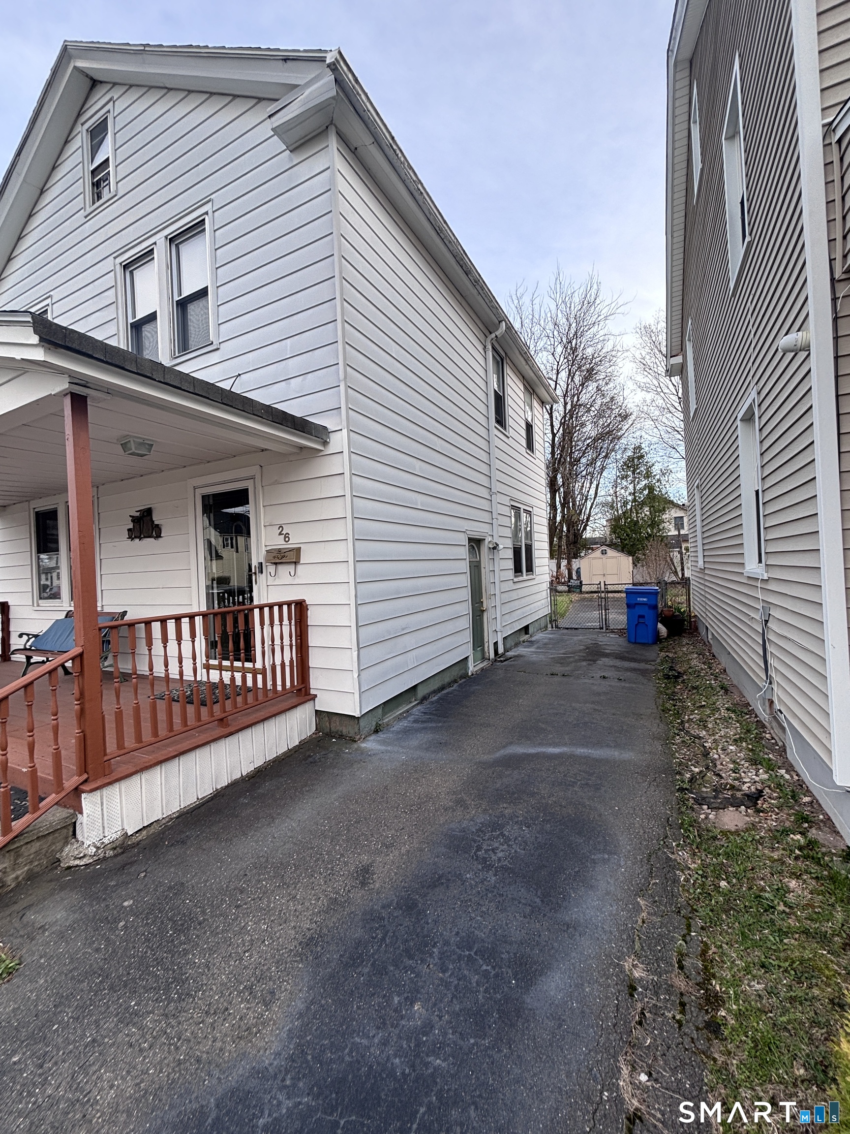 26 Newton Street Hamden, CT 06514 - Photo 3 of 32