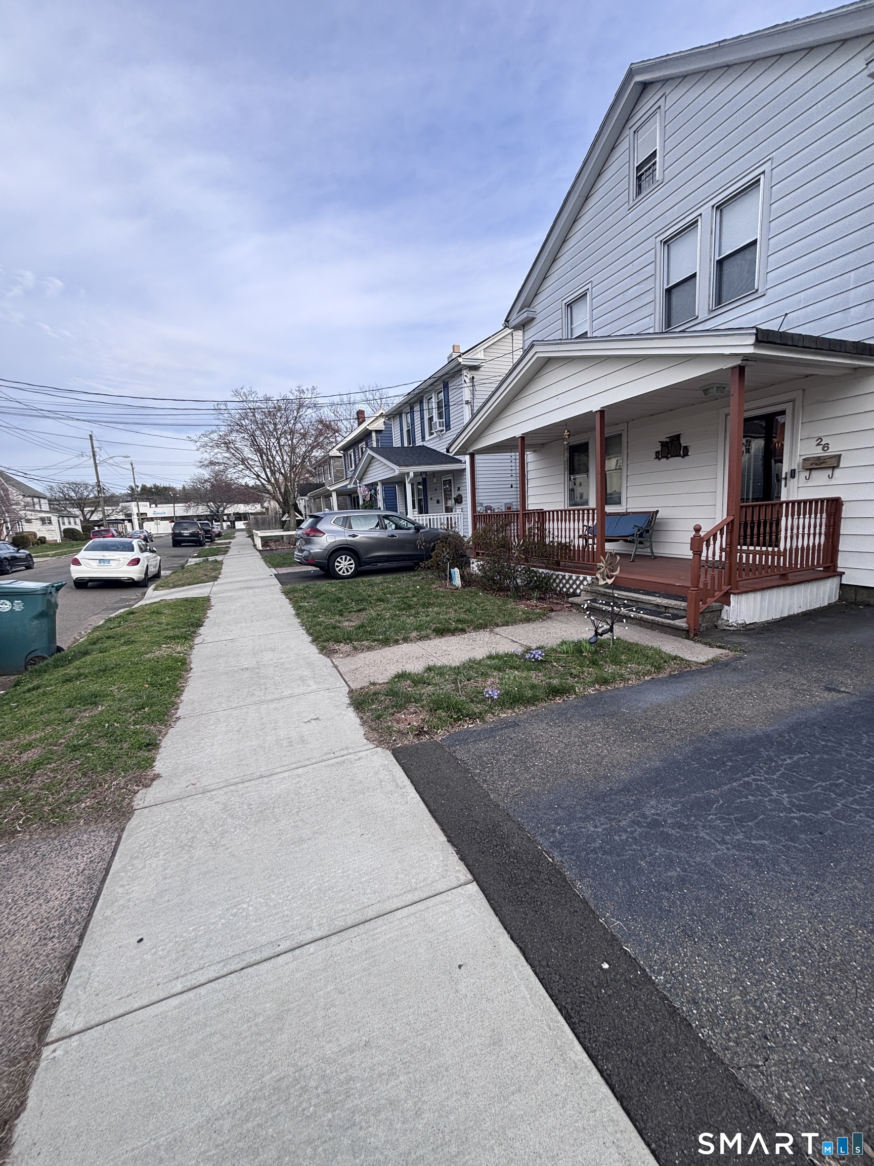 26 Newton Street Hamden, CT 06514 - Photo 4 of 31