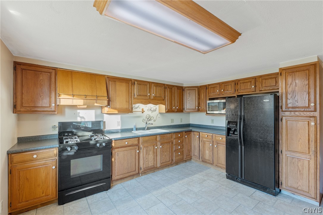 802 Rowlee Road Volney, NY 13126 - Photo 10 of 32 Gallery Image 10