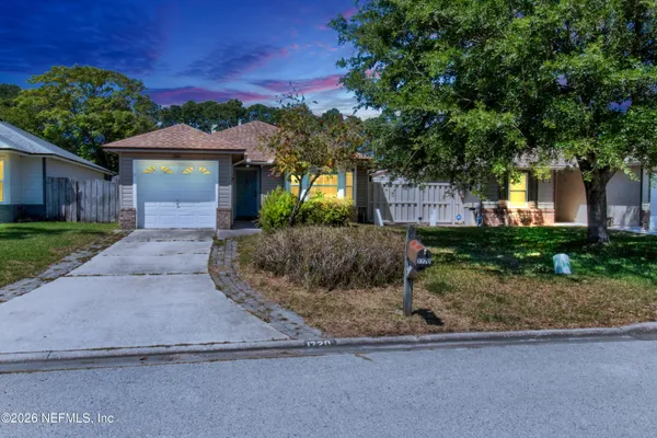 $2,000 | 1720 Wildwood Creek Lane, Jacksonville, FL 32246