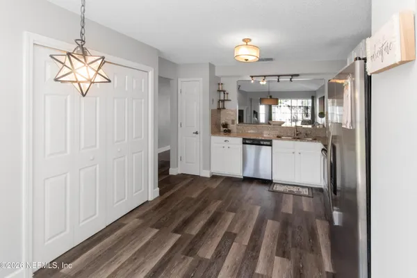 $2,000 | 1720 Wildwood Creek Lane, Jacksonville, FL 32246